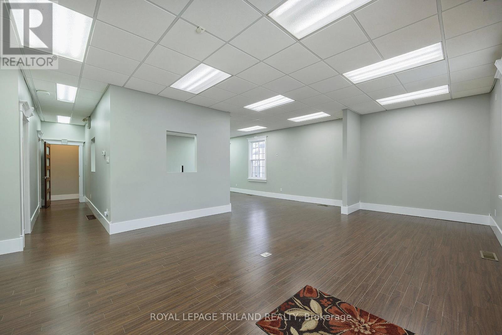 215 Wellington Street, London East, Ontario  N6B 2L2 - Photo 8 - X12202203