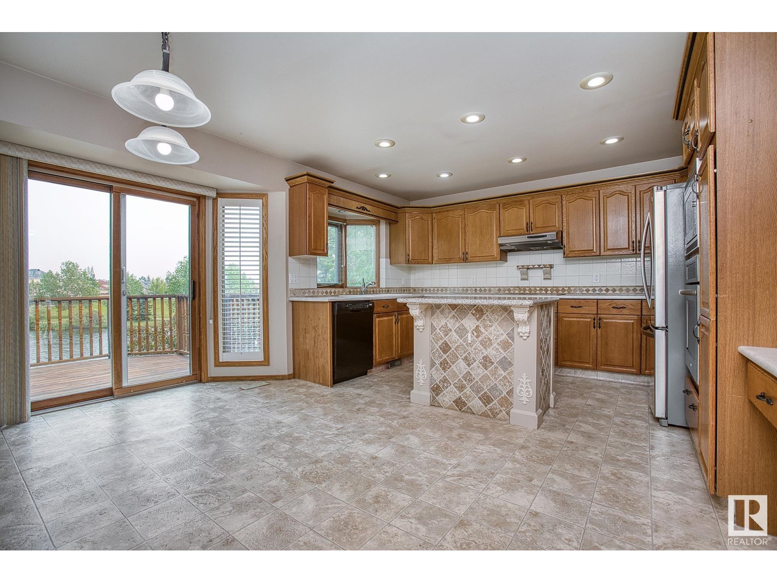 7603 157 Av Nw, Edmonton, Alberta  T5Z 2S2 - Photo 16 - E4440836