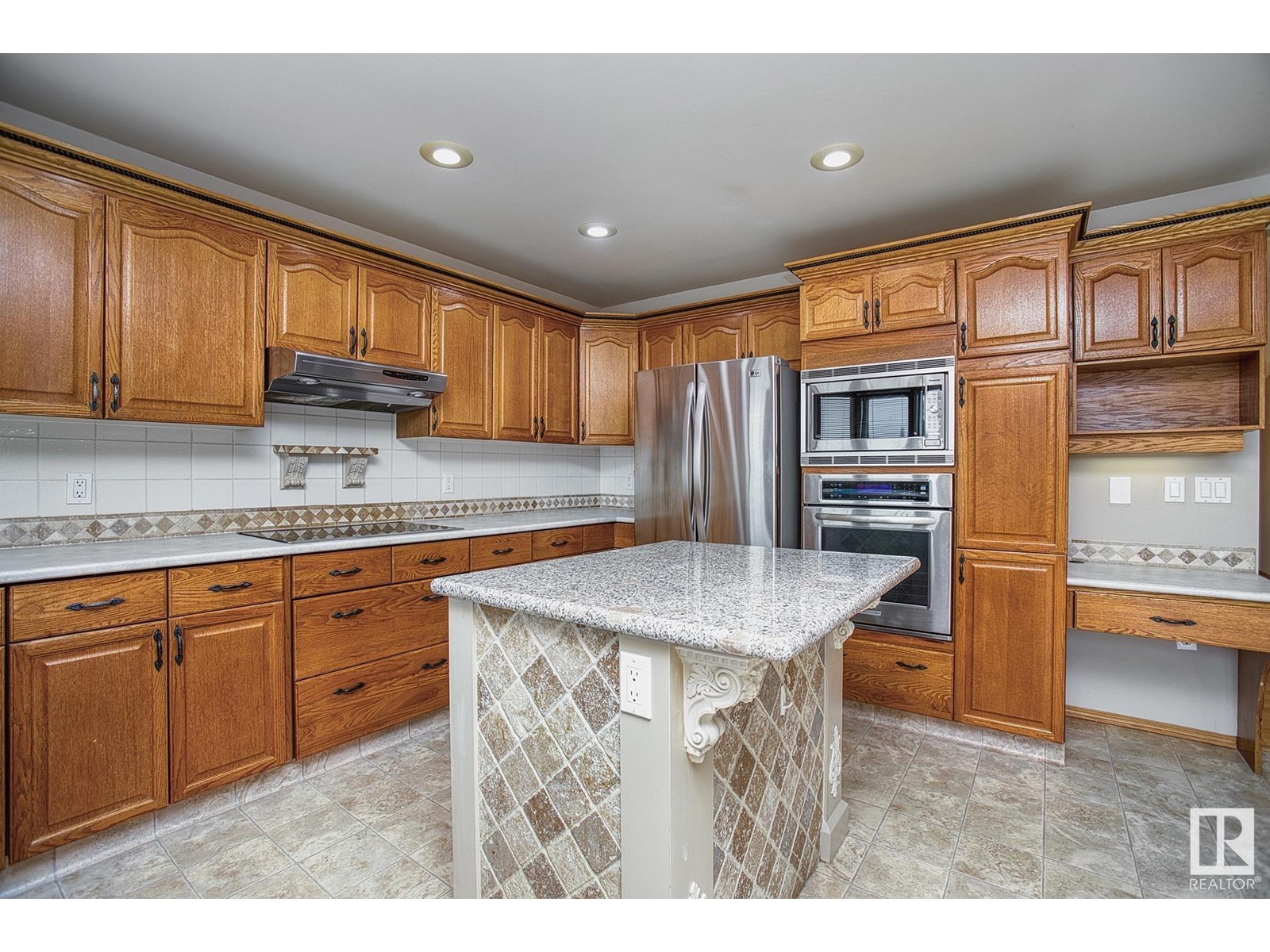 7603 157 Av Nw, Edmonton, Alberta  T5Z 2S2 - Photo 19 - E4440836