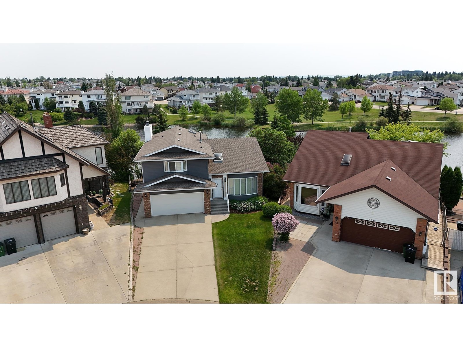 7603 157 Av Nw, Edmonton, Alberta  T5Z 2S2 - Photo 3 - E4440836