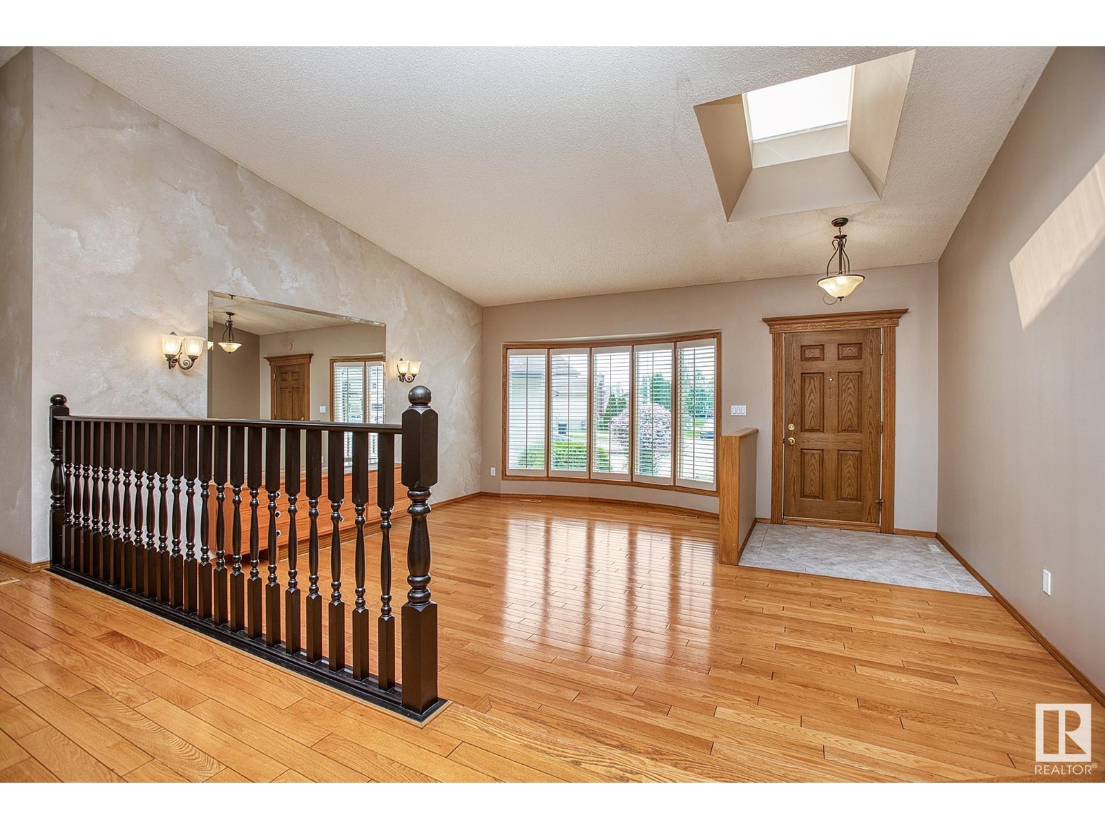 7603 157 Av Nw, Edmonton, Alberta  T5Z 2S2 - Photo 7 - E4440836