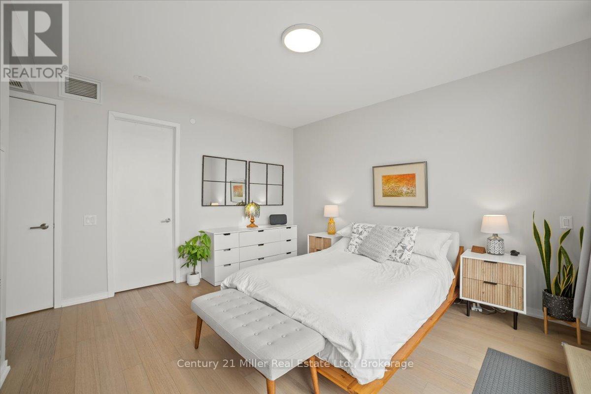 803 - 138 Saint Helens Avenue, Toronto (Dufferin Grove), Ontario  M6H 0B8 - Photo 17 - C12183697