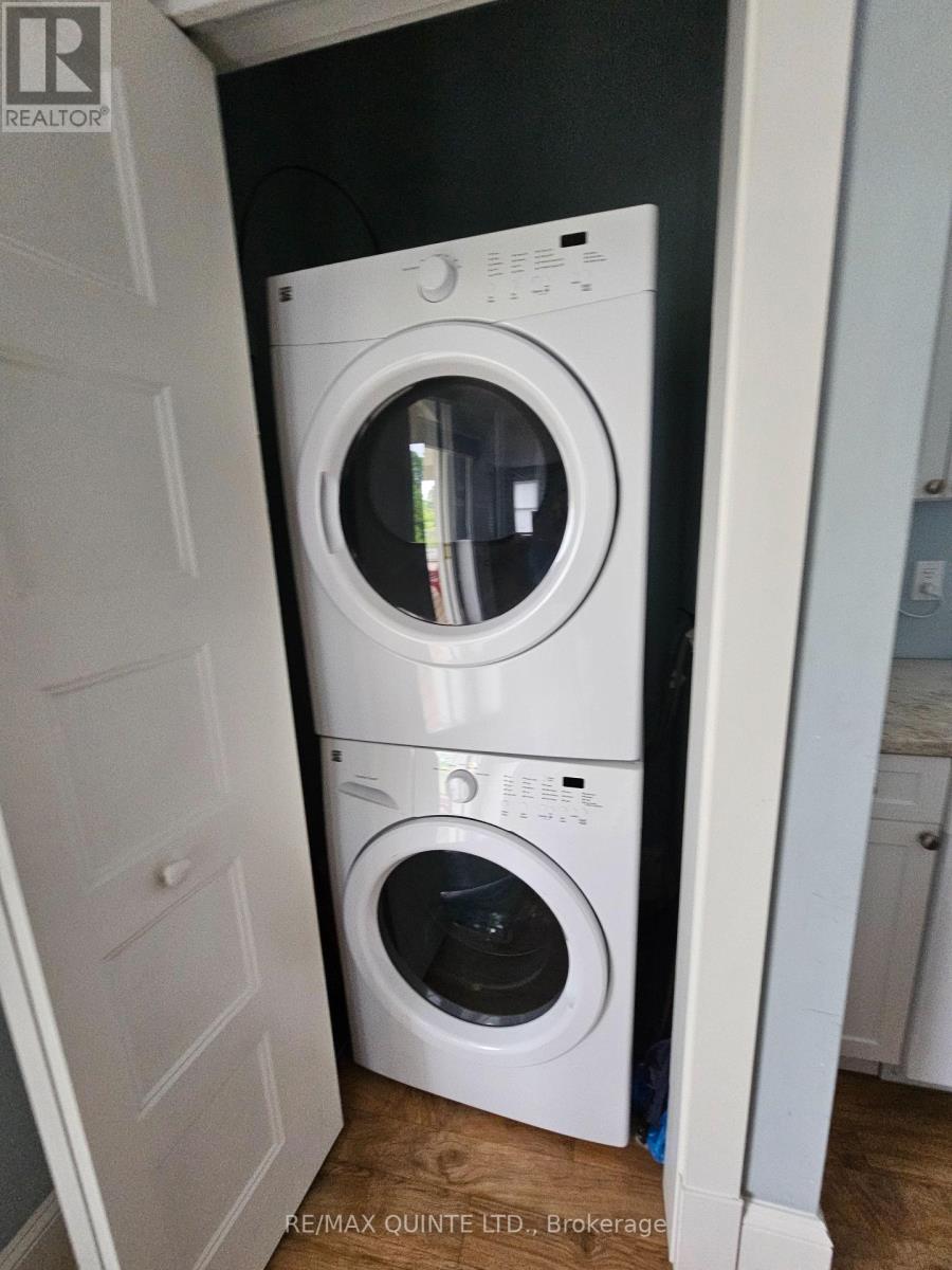 16 Butternut Lane, Prince Edward County, Ontario  K0K 1P0 - Photo 14 - X12202153