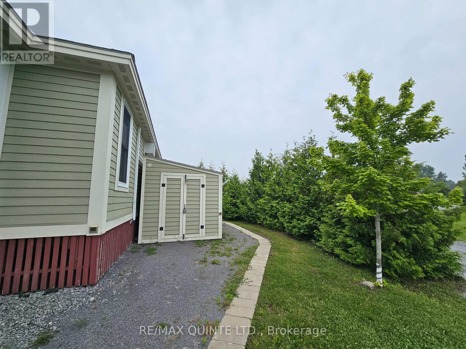 16 Butternut Lane, Prince Edward County, Ontario  K0K 1P0 - Photo 24 - X12202153