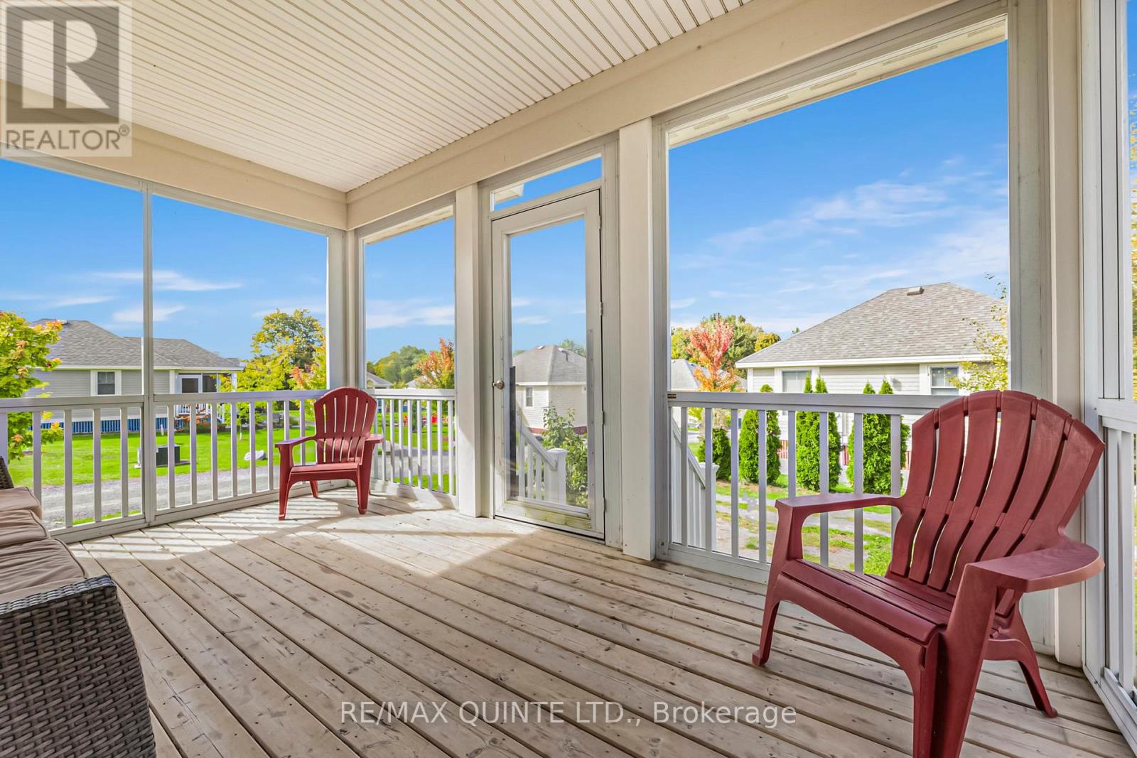 16 Butternut Lane, Prince Edward County, Ontario  K0K 1P0 - Photo 7 - X12202153