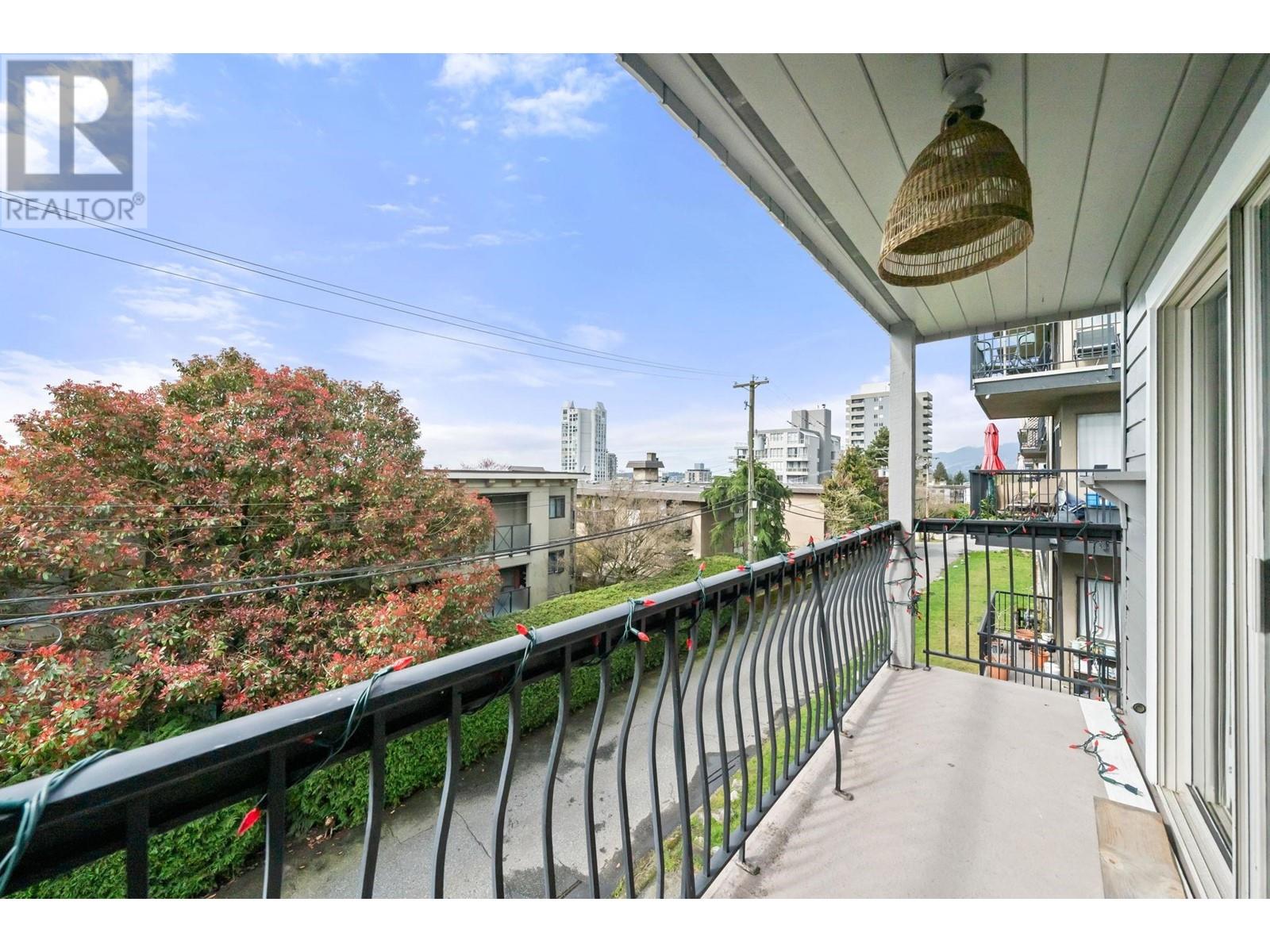 8 137 E 5th Street, North Vancouver, British Columbia  V7L 1L3 - Photo 26 - R3004227