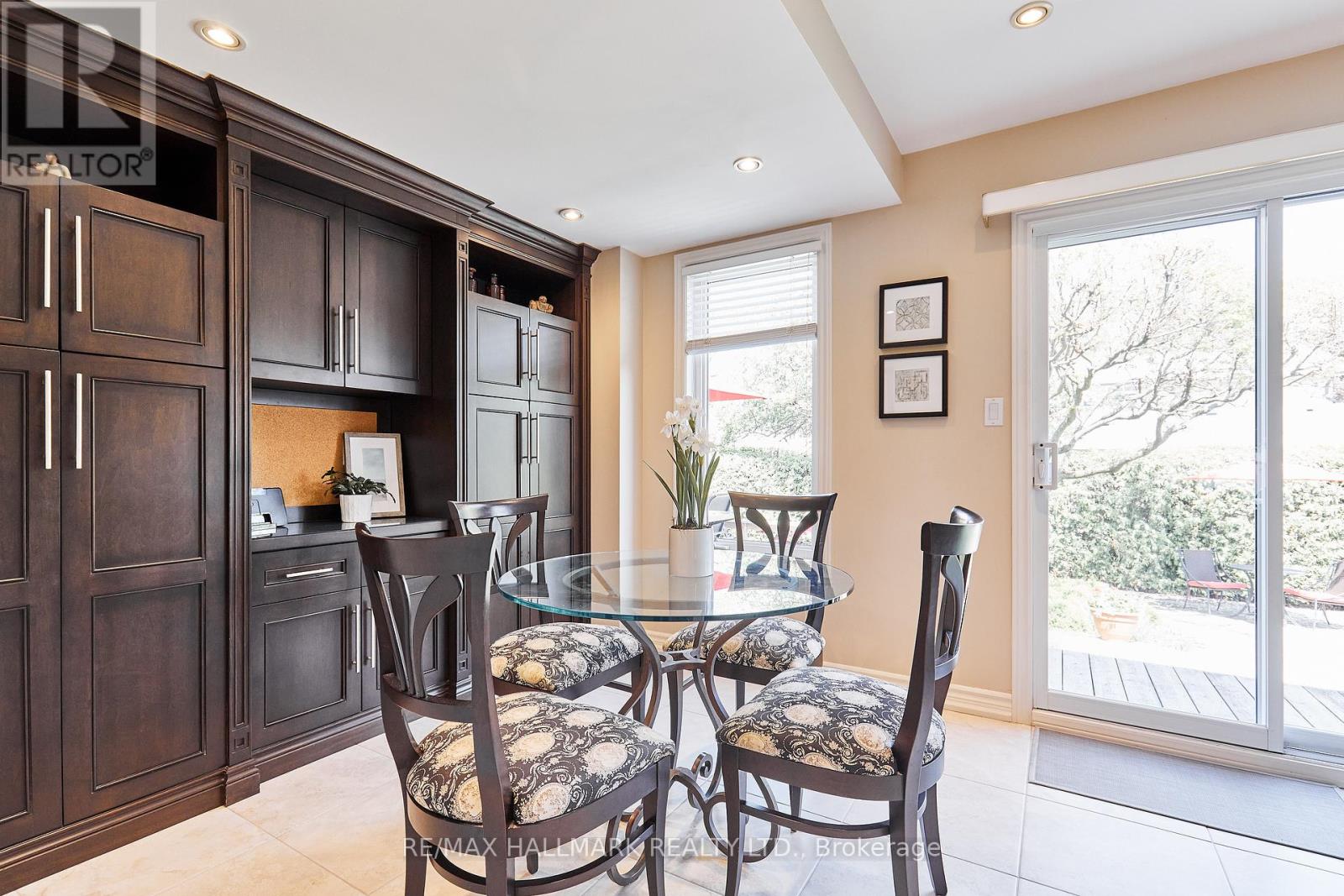 11 Innis Crescent, Richmond Hill (Mill Pond), Ontario  L4C 5K3 - Photo 31 - N12201959