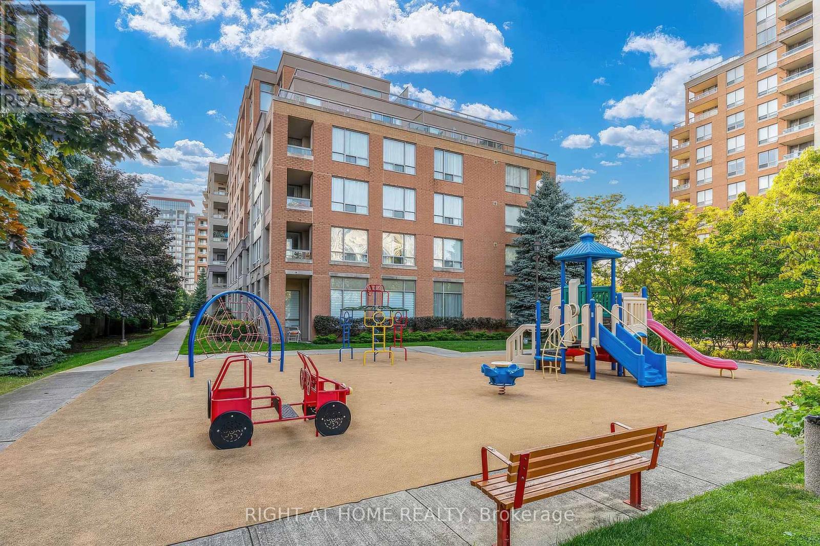 404 - 19 Northern Heights Drive, Richmond Hill, Ontario  L4B 4M4 - Photo 15 - N12202002