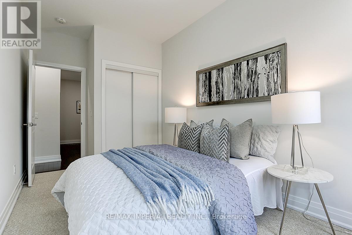 27 Mcgurran Lane, Richmond Hill (Doncrest), Ontario  L4B 0G8 - Photo 34 - N12202058