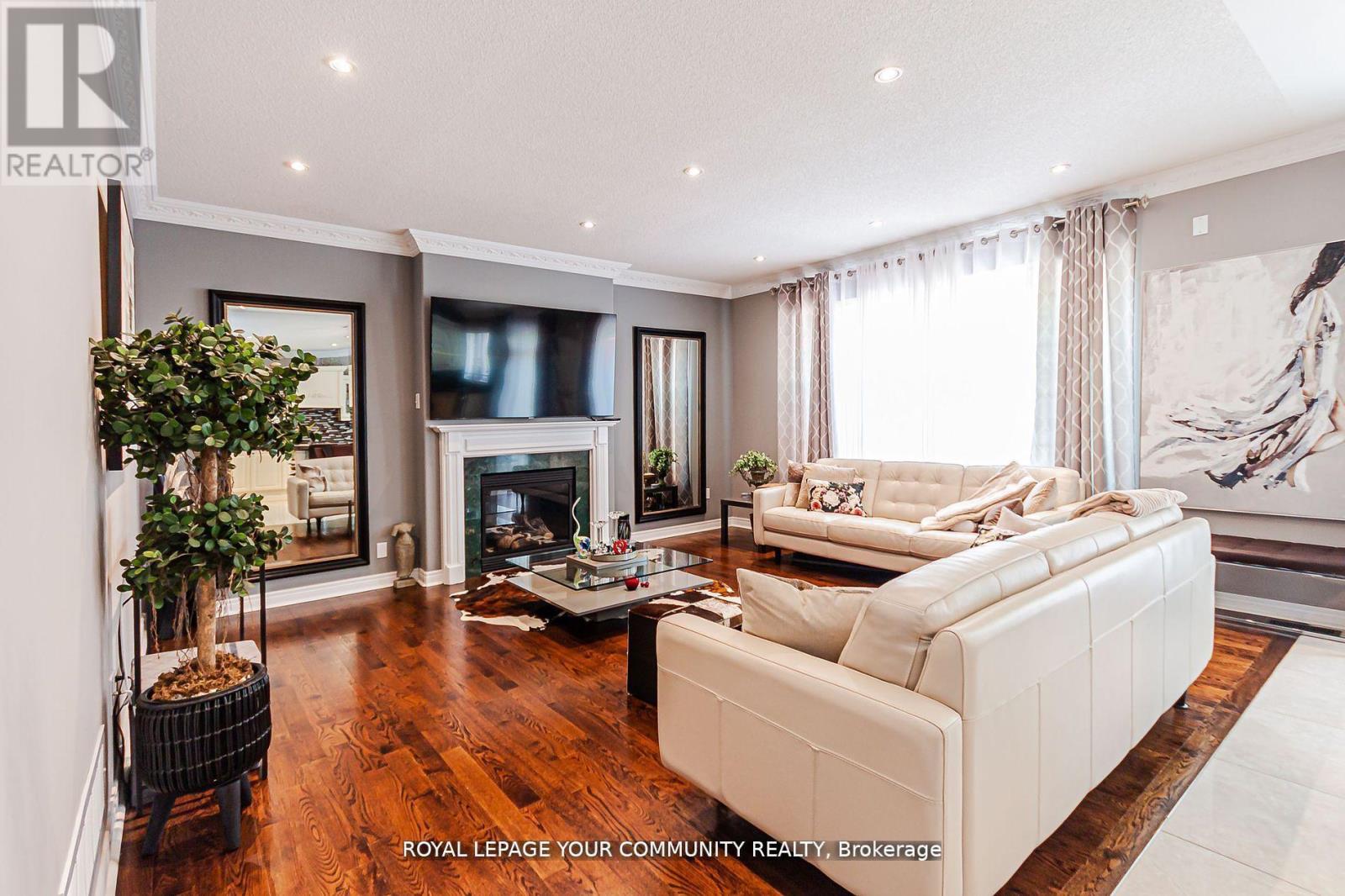 60 Pantano Drive, Vaughan, Ontario  L4J 0B2 - Photo 8 - N12202081