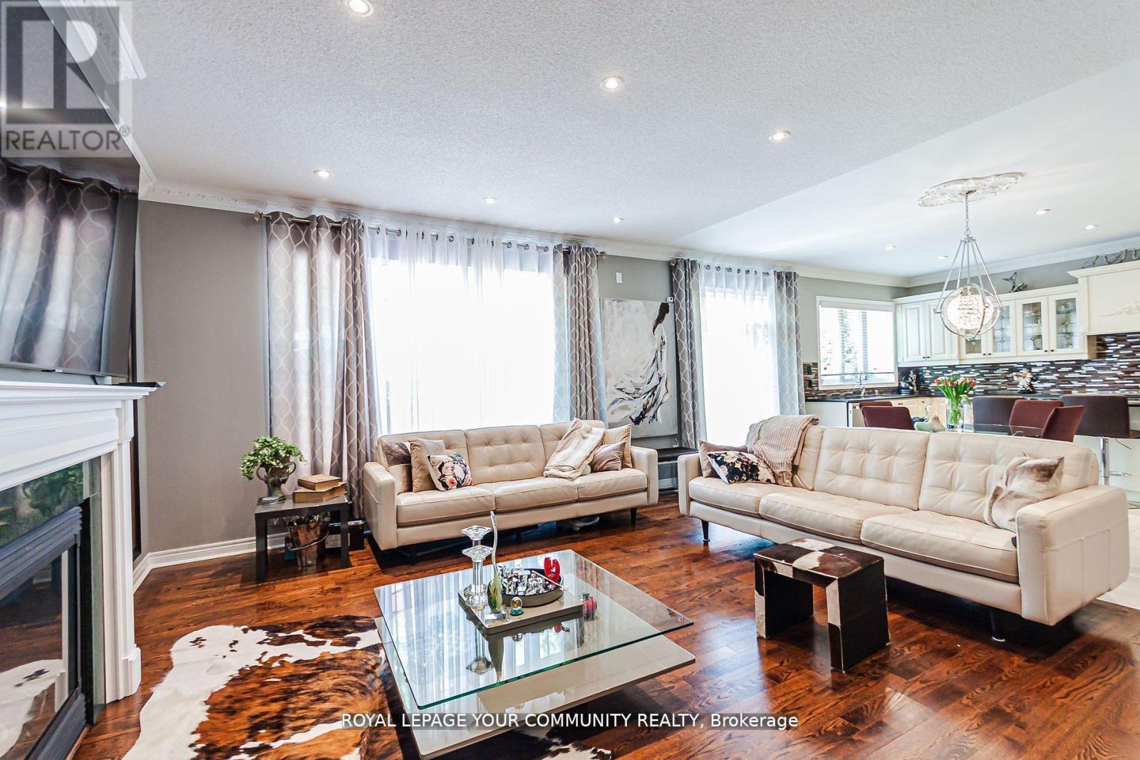 60 Pantano Drive, Vaughan, Ontario  L4J 0B2 - Photo 9 - N12202081