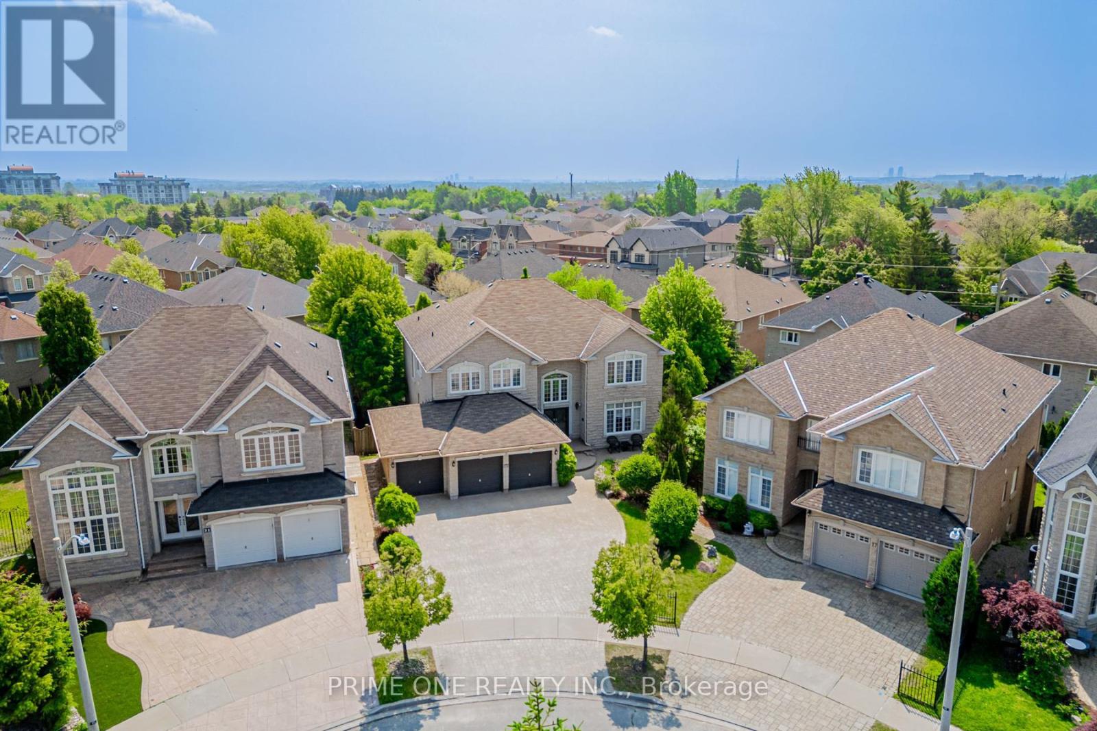 19 Ridgestone Drive, Richmond Hill, Ontario  L4S 0A4 - Photo 2 - N12202091