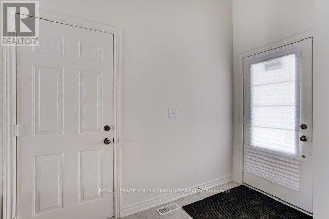 27 John Moore Road, East Gwillimbury, Ontario  L9N 0P4 - Photo 2 - N12202120