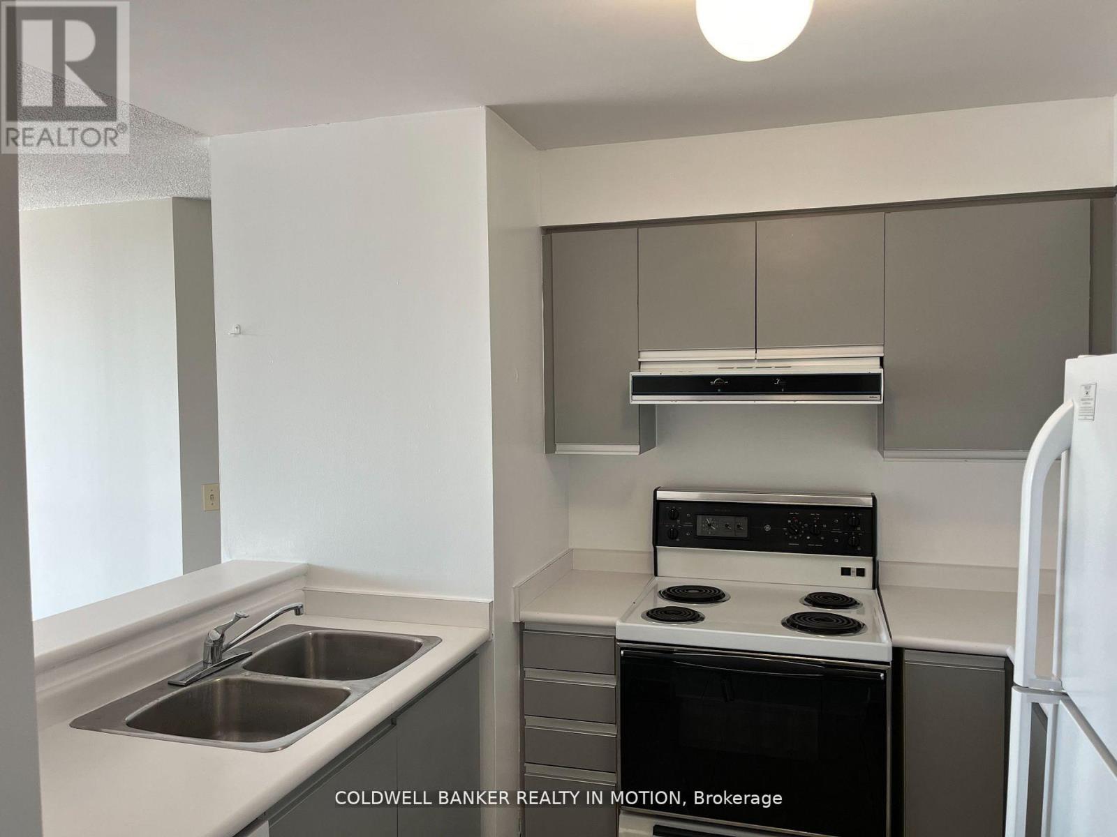 803 - 140 Dunlop Street E, Barrie (City Centre), Ontario  L4M 1B1 - Photo 5 - S12201975
