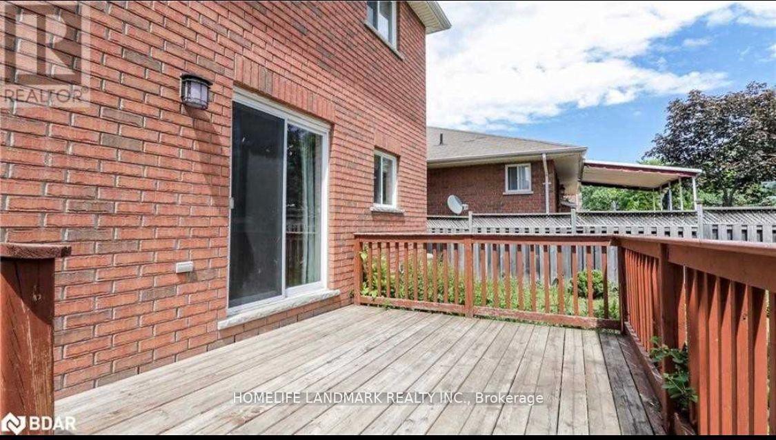 61 Summerset Drive, Barrie, Ontario  L4N 0B2 - Photo 13 - S12201985
