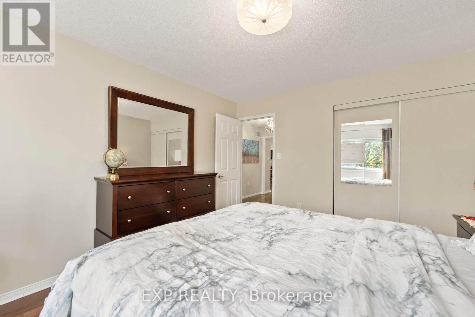 165 Marsellus Drive, Barrie, Ontario  L4N 8V7 - Photo 23 - S12202043