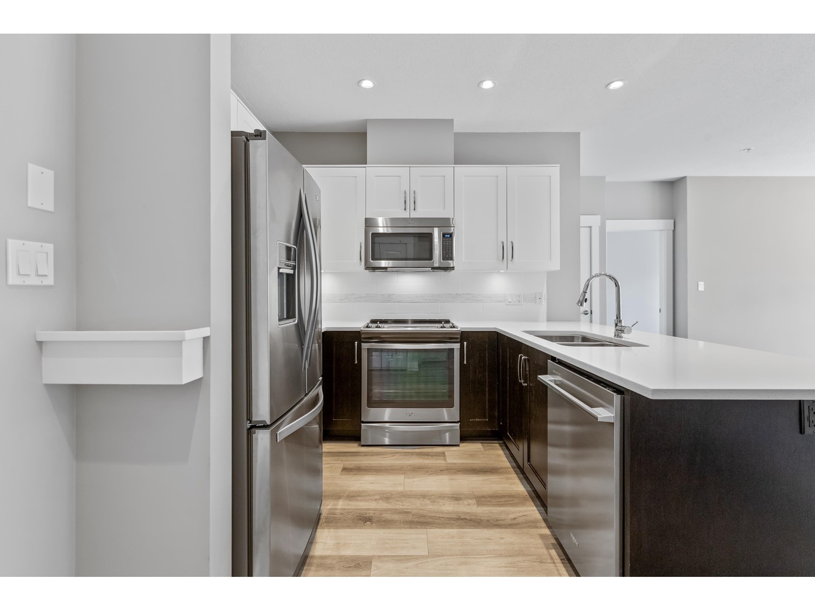 219 20728 Willoughby Town Centre Drive, Langley, British Columbia  V2Y 0P3 - Photo 5 - R3012100