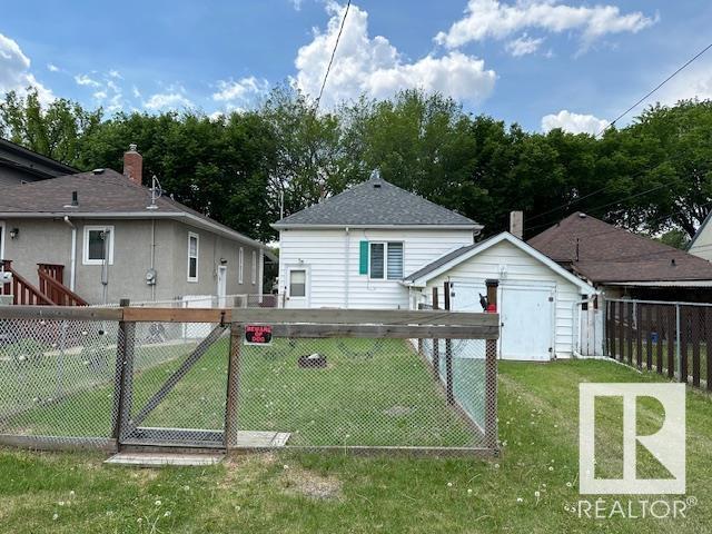 11509 88 St Nw, Edmonton, Alberta  T5B 3R2 - Photo 5 - E4440840