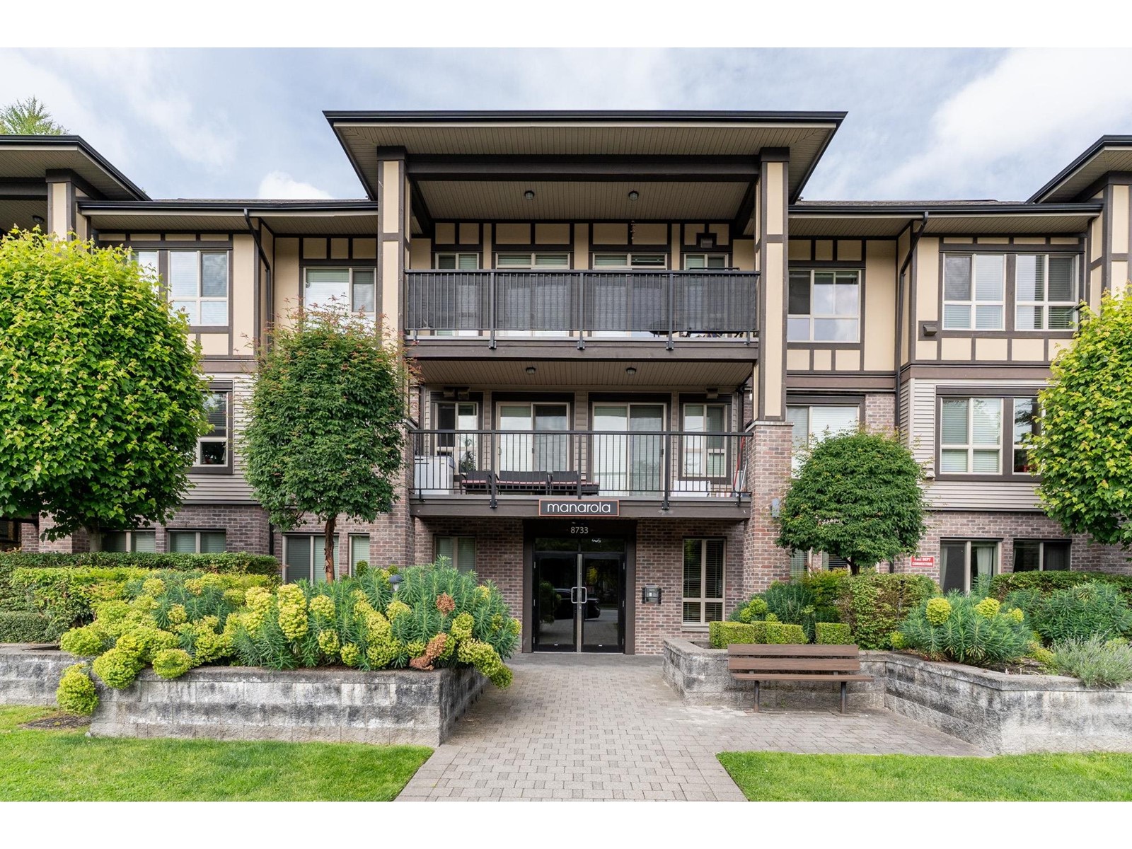 101 8733 160 Street, Surrey, British Columbia  V4N 6P9 - Photo 1 - R3011818