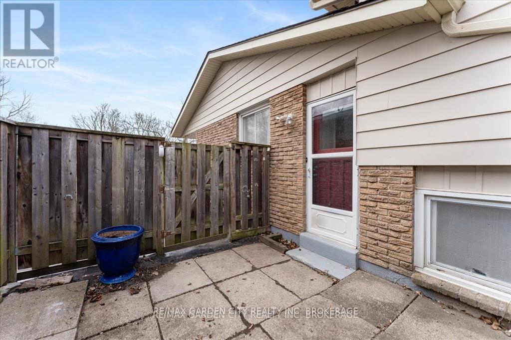 68 Barrington Drive, Welland, Ontario  L3C 5Z9 - Photo 26 - X12202139