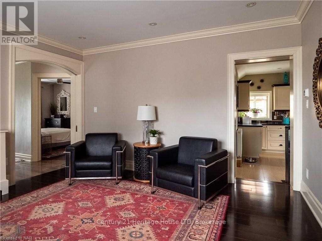 193 Vine Street, St. Catharines (Fairview), Ontario  L2M 4S7 - Photo 10 - X12202177