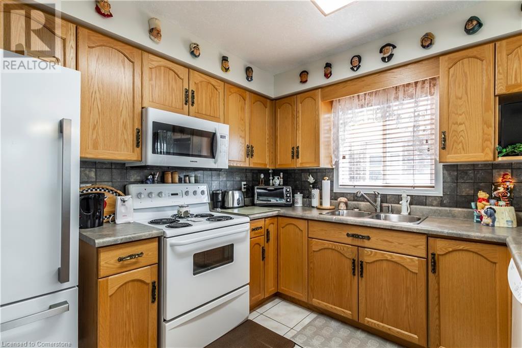 71 Maple Bush Drive, Cambridge, Ontario  N1T 2C6 - Photo 10 - 40735917