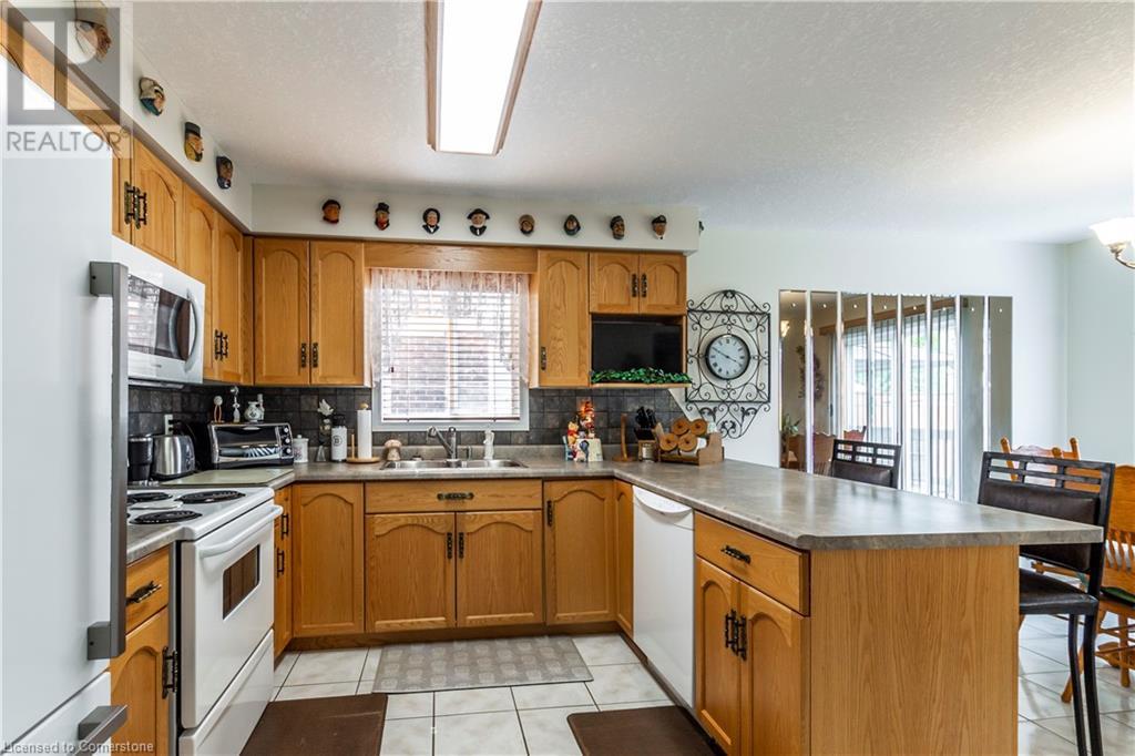 71 Maple Bush Drive, Cambridge, Ontario  N1T 2C6 - Photo 8 - 40735917