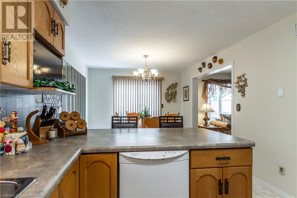 71 Maple Bush Drive, Cambridge, Ontario  N1T 2C6 - Photo 9 - 40735917