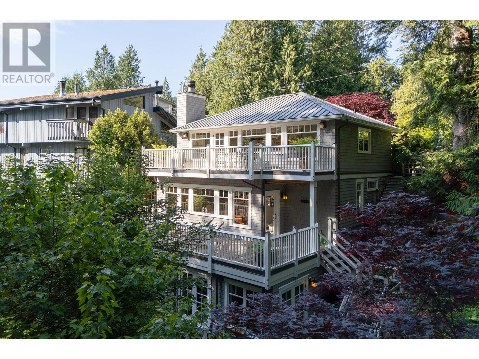 1137 MILLER ROAD, Bowen Island, British Columbia