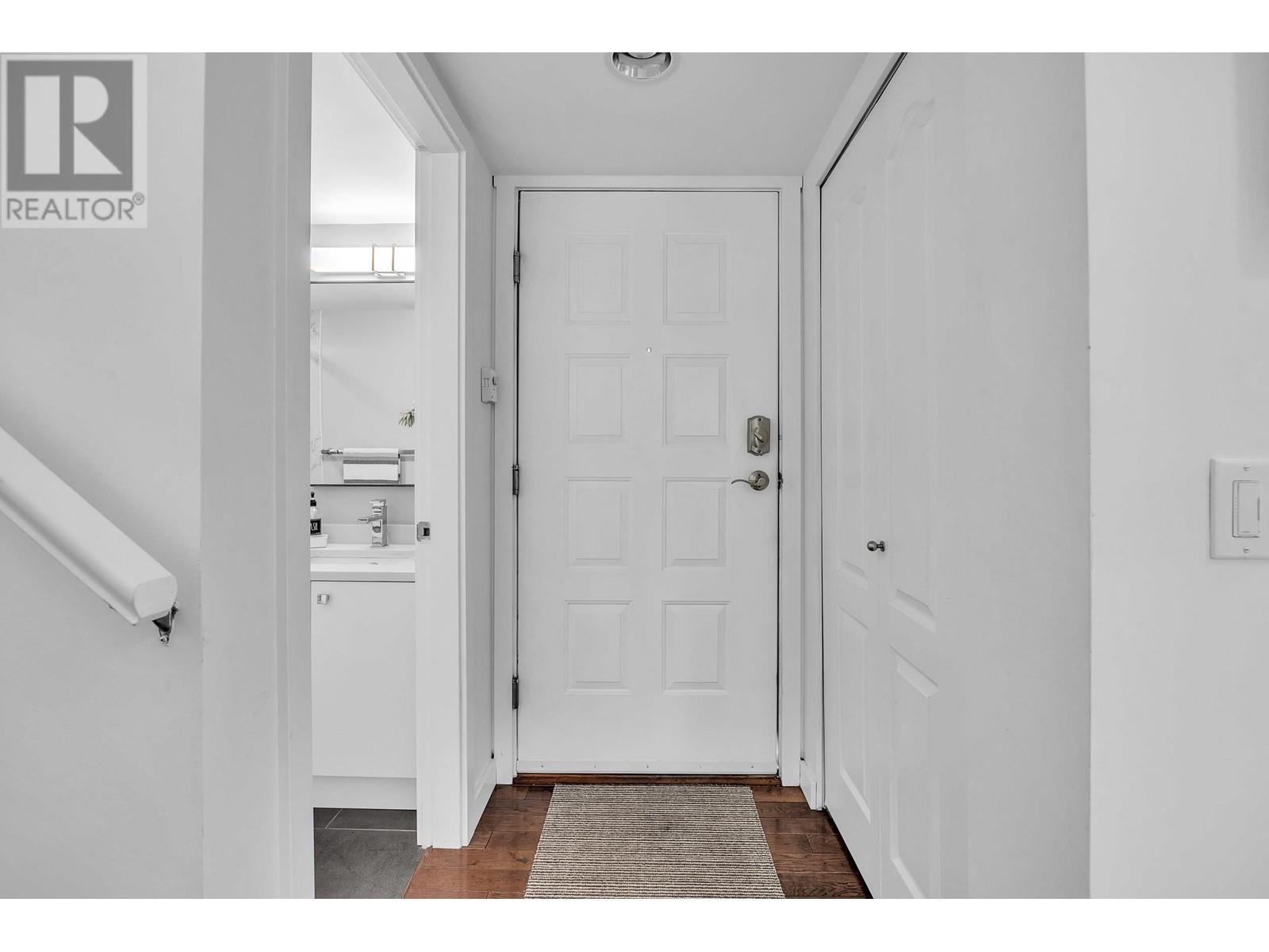 29 3036 W 4th Avenue, Vancouver, British Columbia  V6K 1R4 - Photo 34 - R3012231