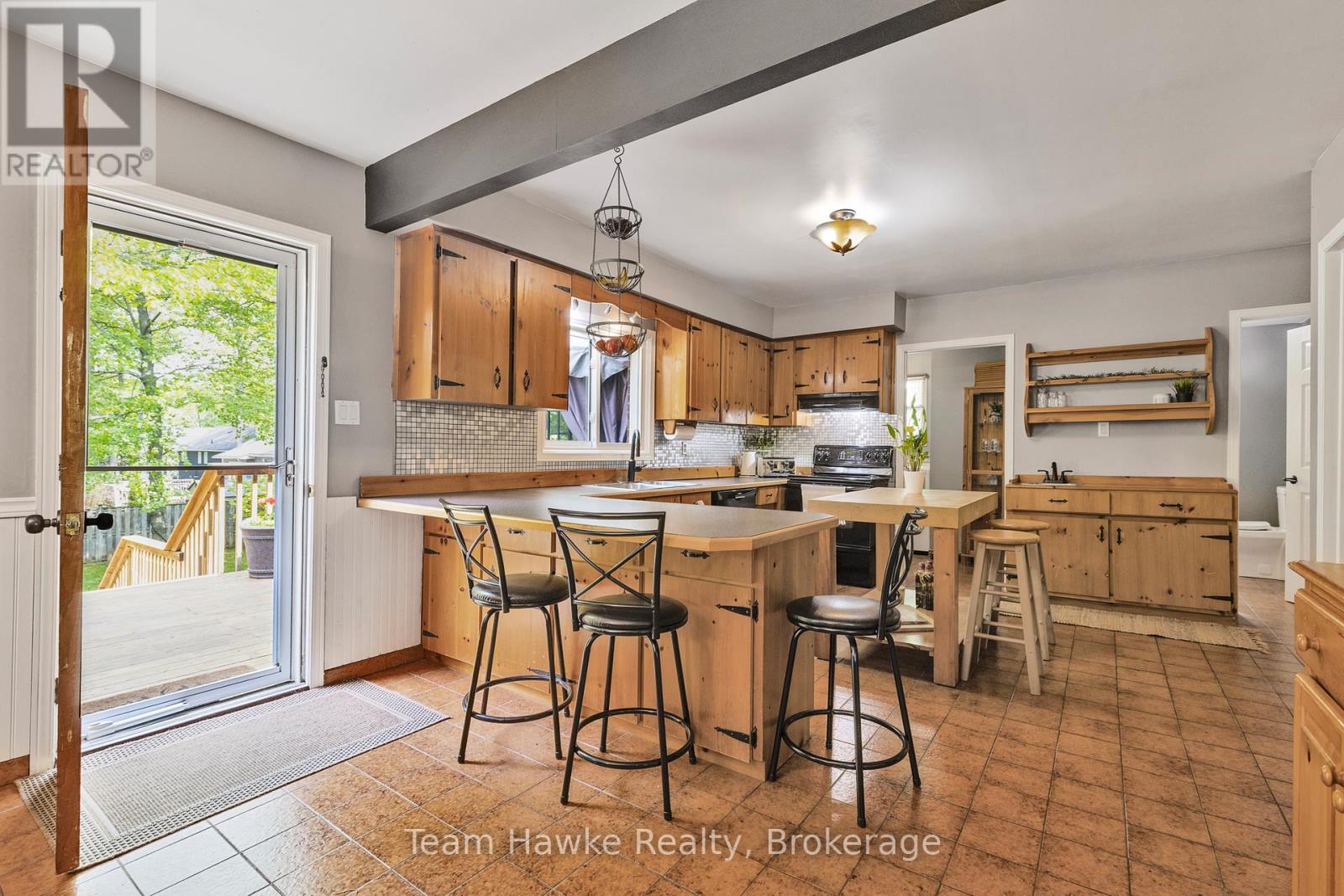 22 Cabell Road, Tiny, Ontario  L0L 1P1 - Photo 13 - S12202144