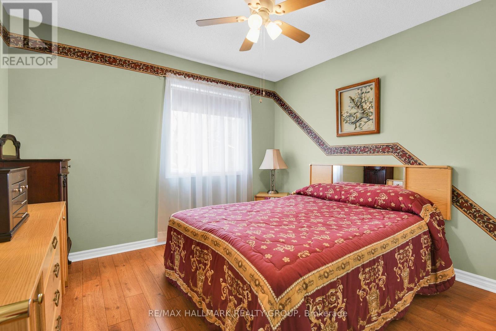 56 Roseanne Lane, Ottawa, Ontario  K1B 1C2 - Photo 21 - X12201512