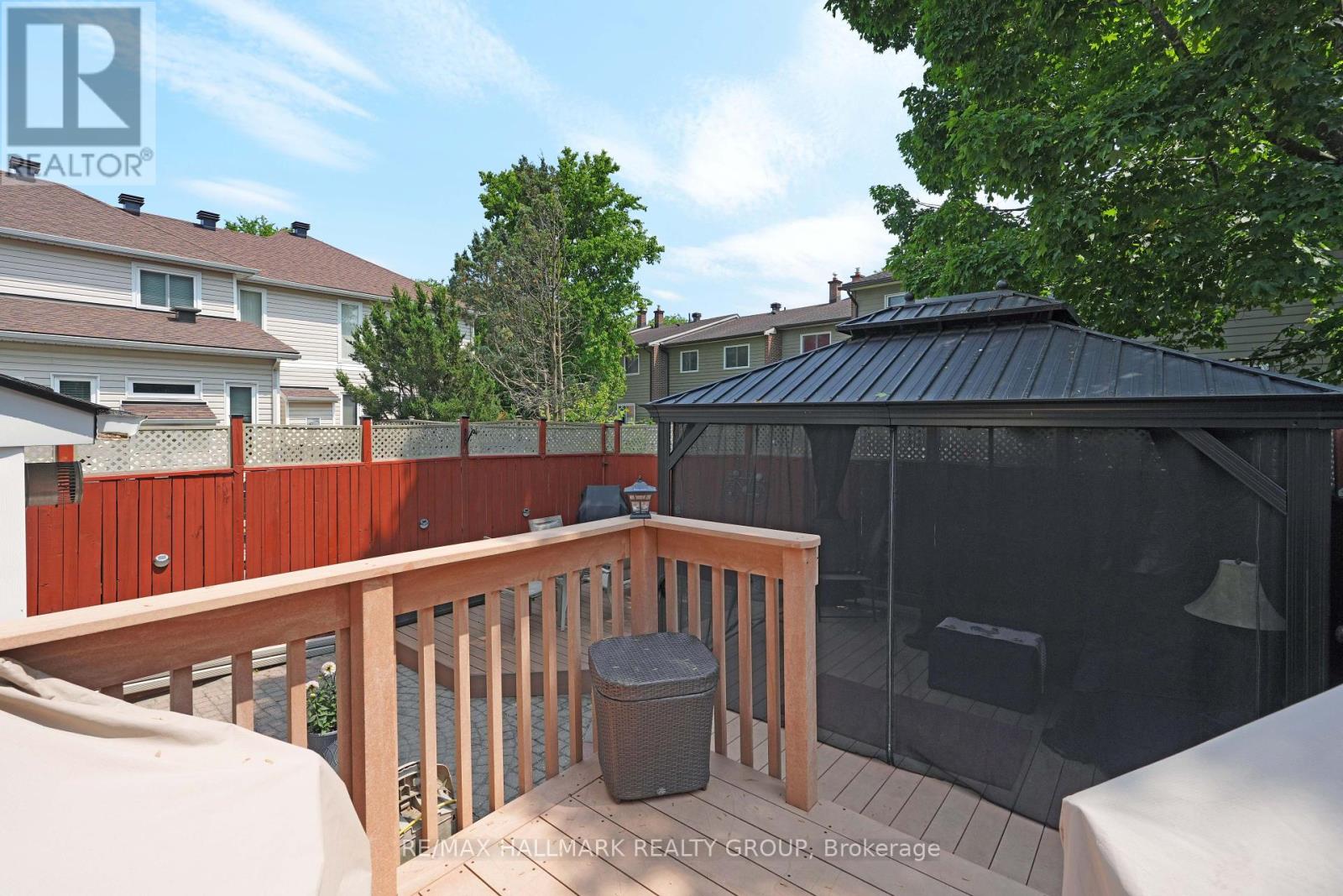 56 Roseanne Lane, Ottawa, Ontario  K1B 1C2 - Photo 29 - X12201512