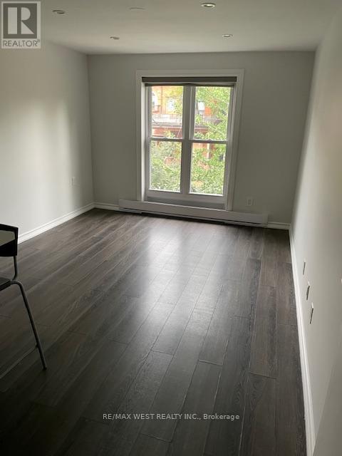 2 - 13 Sorauren Avenue, Toronto, Ontario  M6R 2C6 - Photo 3 - W12201900