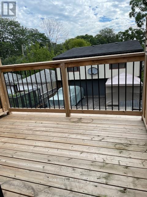 2 - 13 Sorauren Avenue, Toronto, Ontario  M6R 2C6 - Photo 4 - W12201900