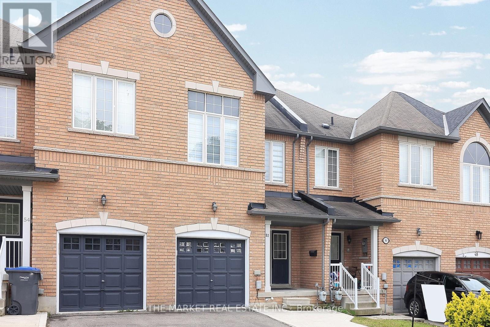 52 Pefferlaw Circle, Brampton, Ontario  L6Y 0K1 - Photo 1 - W12201902