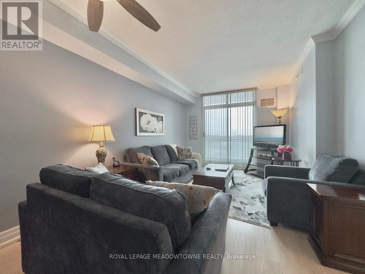 403 - 100 John Street, Brampton, Ontario  L6W 0A8 - Photo 12 - W12201925