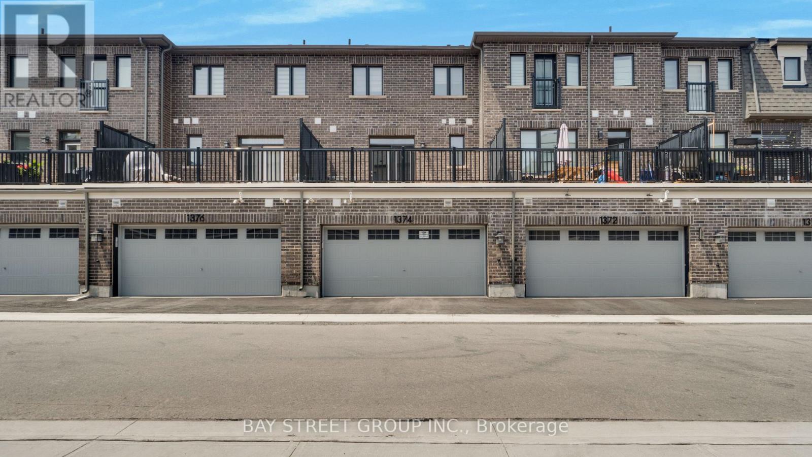 1374 Ripplewood Avenue, Oakville, Ontario  L6M 4L8 - Photo 35 - W12201967