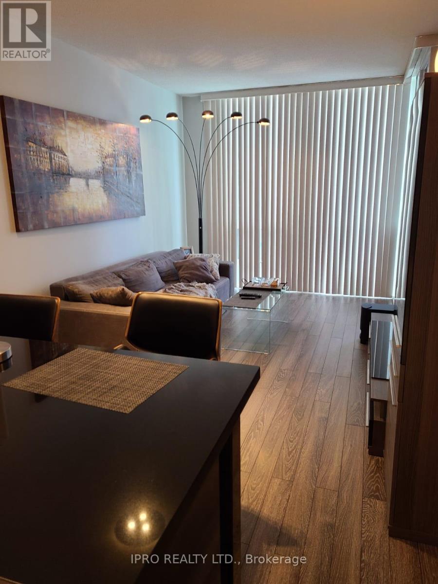 1706 - 3939 Duke Of York Boulevard, Mississauga, Ontario  L5B 4N2 - Photo 12 - W12201993