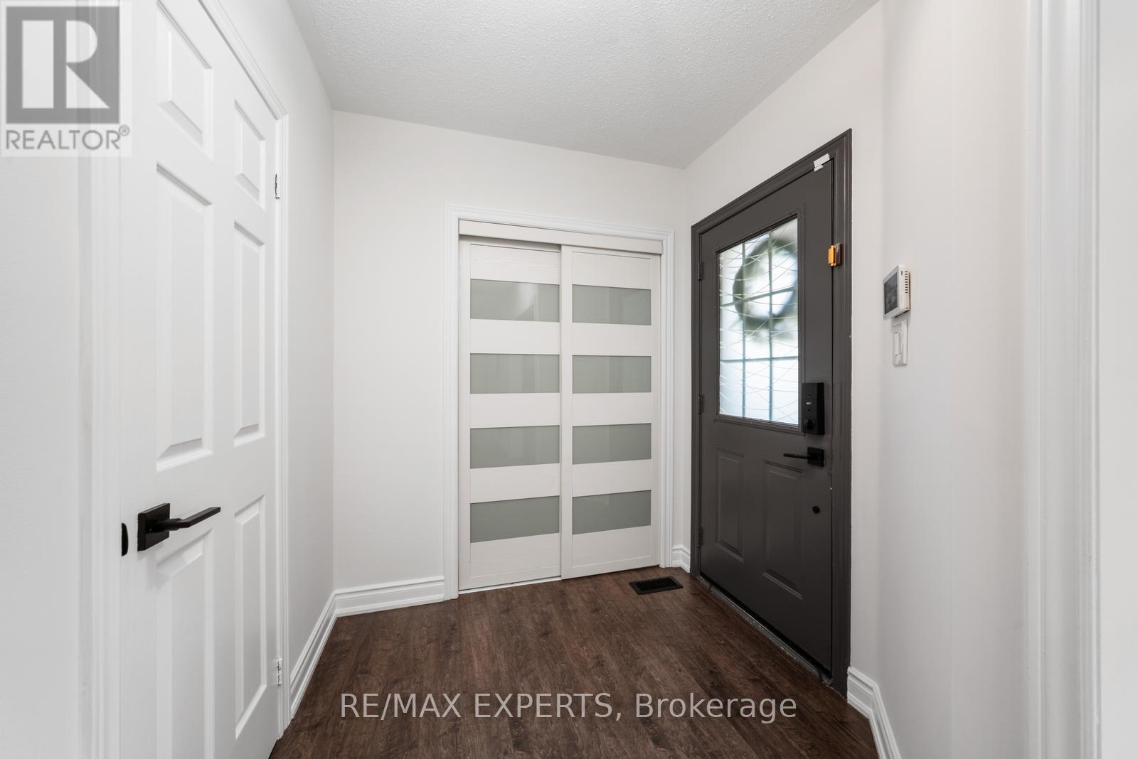 44 Highmore Avenue, Caledon (Bolton East), Ontario  L7E 1V9 - Photo 6 - W12201997