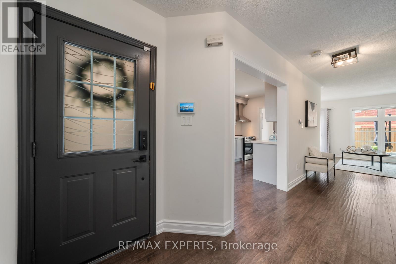 44 Highmore Avenue, Caledon (Bolton East), Ontario  L7E 1V9 - Photo 7 - W12201997