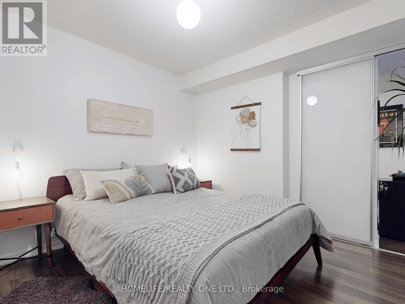 510 - 20 Joe Shuster Way, Toronto (South Parkdale), Ontario  M6K 0A3 - Photo 18 - W12202021