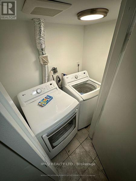 Bsmt - 64 Russett Avenue, Toronto, Ontario  M6H 3M3 - Photo 12 - W12202035