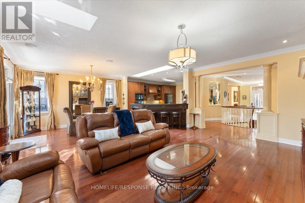 17 Mcnutt Street, Brampton, Ontario  L6Y 5L3 - Photo 12 - W12202047