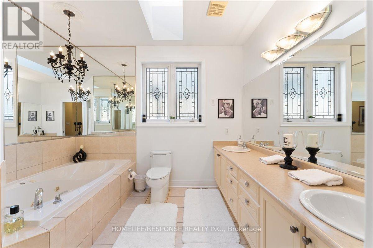 17 Mcnutt Street, Brampton, Ontario  L6Y 5L3 - Photo 17 - W12202047