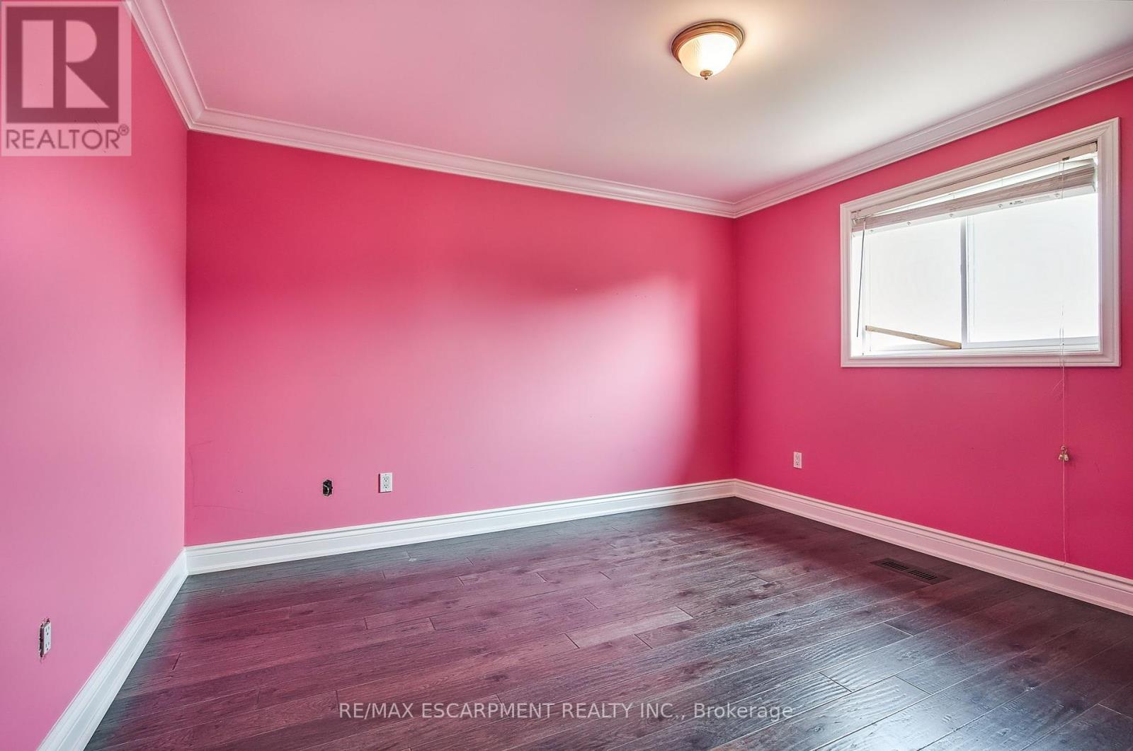 573 Enfield Road, Burlington, Ontario  L7T 2X5 - Photo 19 - W12202082