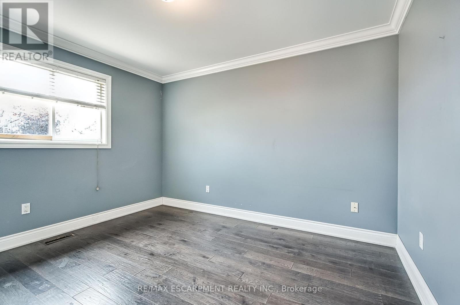 573 Enfield Road, Burlington, Ontario  L7T 2X5 - Photo 21 - W12202082