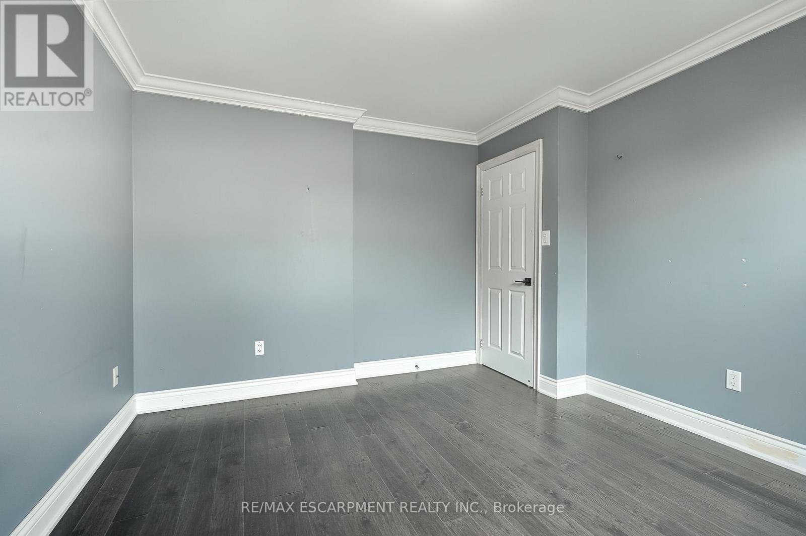 573 Enfield Road, Burlington, Ontario  L7T 2X5 - Photo 22 - W12202082