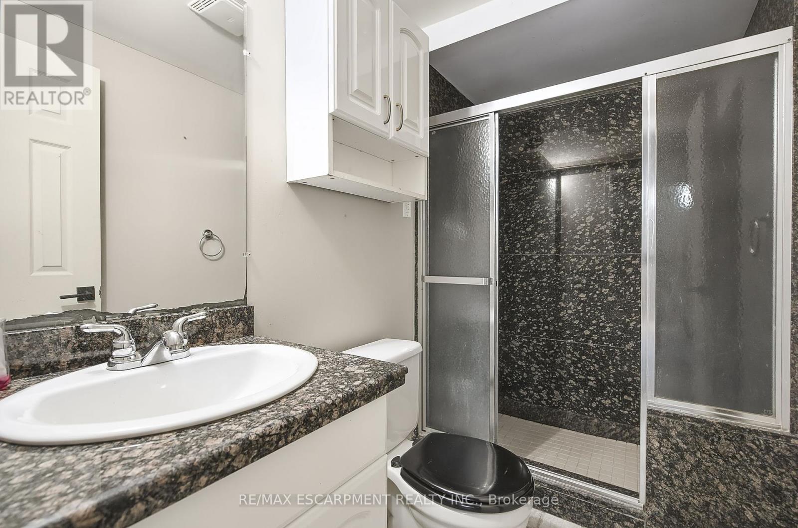 573 Enfield Road, Burlington, Ontario  L7T 2X5 - Photo 32 - W12202082