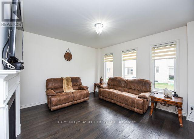 56 Monument Trail, Brampton (Northwest Brampton), Ontario  L7A 4M9 - Photo 36 - W12202104